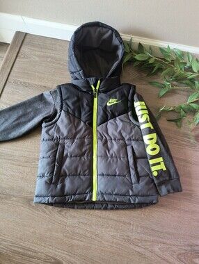 Nike Boys Gray Puffer Jacket with Neon Yellow Accents Hooded Zip Up Size 7